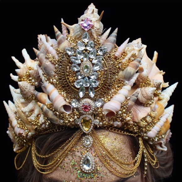 Mermaid Halloween crown. Chelsea flower crowns main image 7